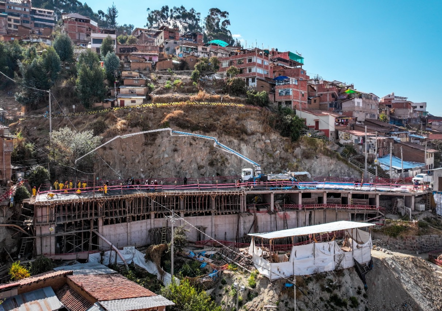 NOTICIAS CUSCO 02/10/2024: IMPORTANTE AVANCE SUPERIOR AL 50% EN OBRA “ANILLO VIAL TOCOCACHI” UNIRÁ SAN BLAS CON SAN CRISTÓBAL, MUNICIPALIDAD DEL CUSCO AGILIZA ACCIONES PARA CULMINAR OBRA QUE BENEFICIARÁ A TODA LA POBLACIÓN CUSQUEÑA…