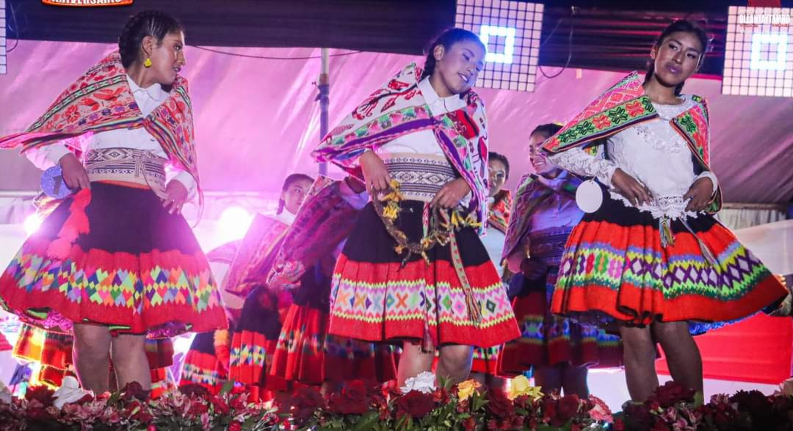 NOTICIAS CUSCO 02/11/2024: OLLANTAYTAMBO CELEBRÓ CERTAMEN DE BELLEZA, POR 150 ANIVERSARIO