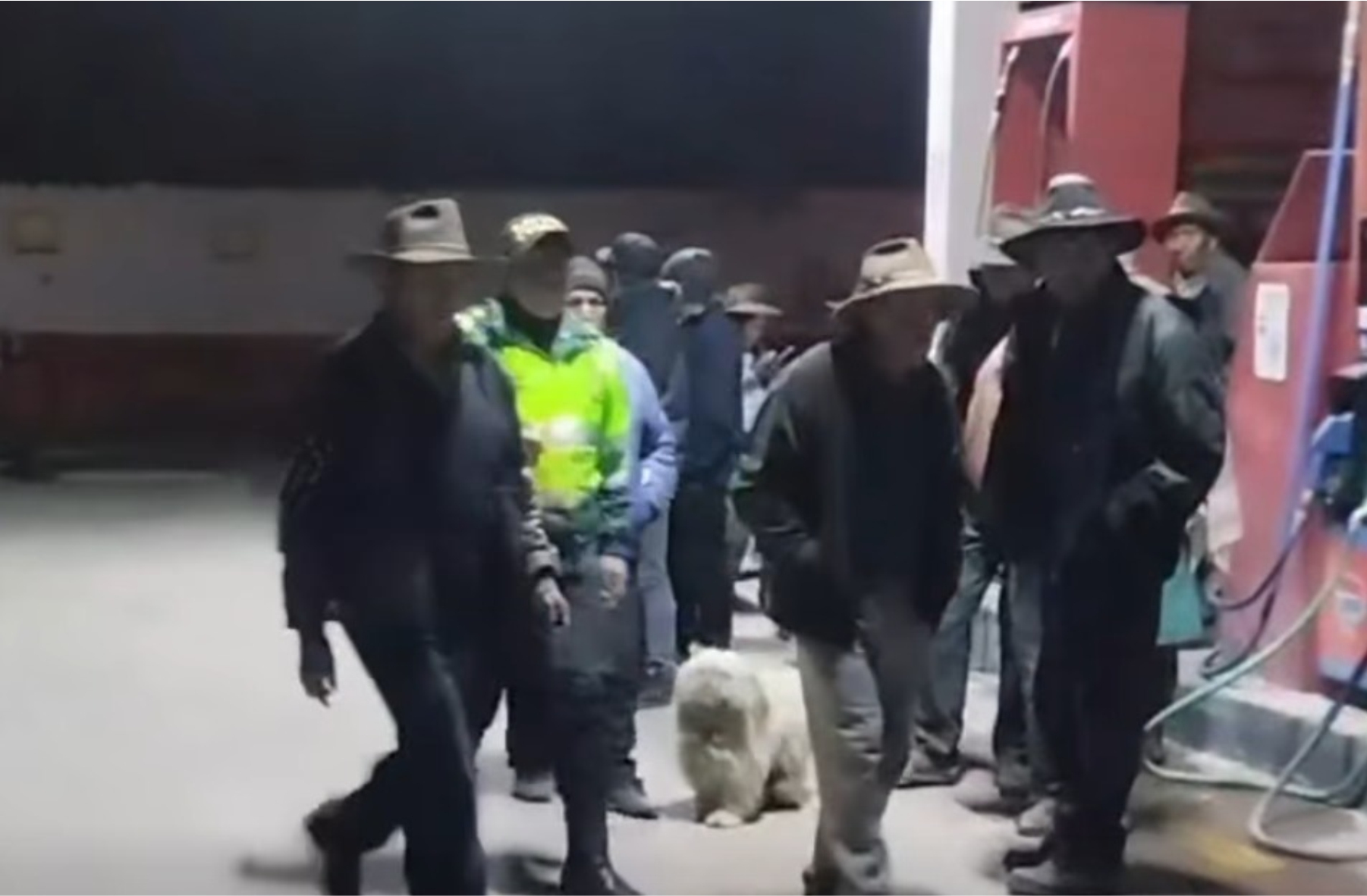 NOTICIAS CUSCO 07/04/2026: Conmoción y preocupación en población de Paccarectambo, grifo fue asaltado a mano armada, dos personas heridas de gravedad. Denunciaron que policía no actuó con rapidez…