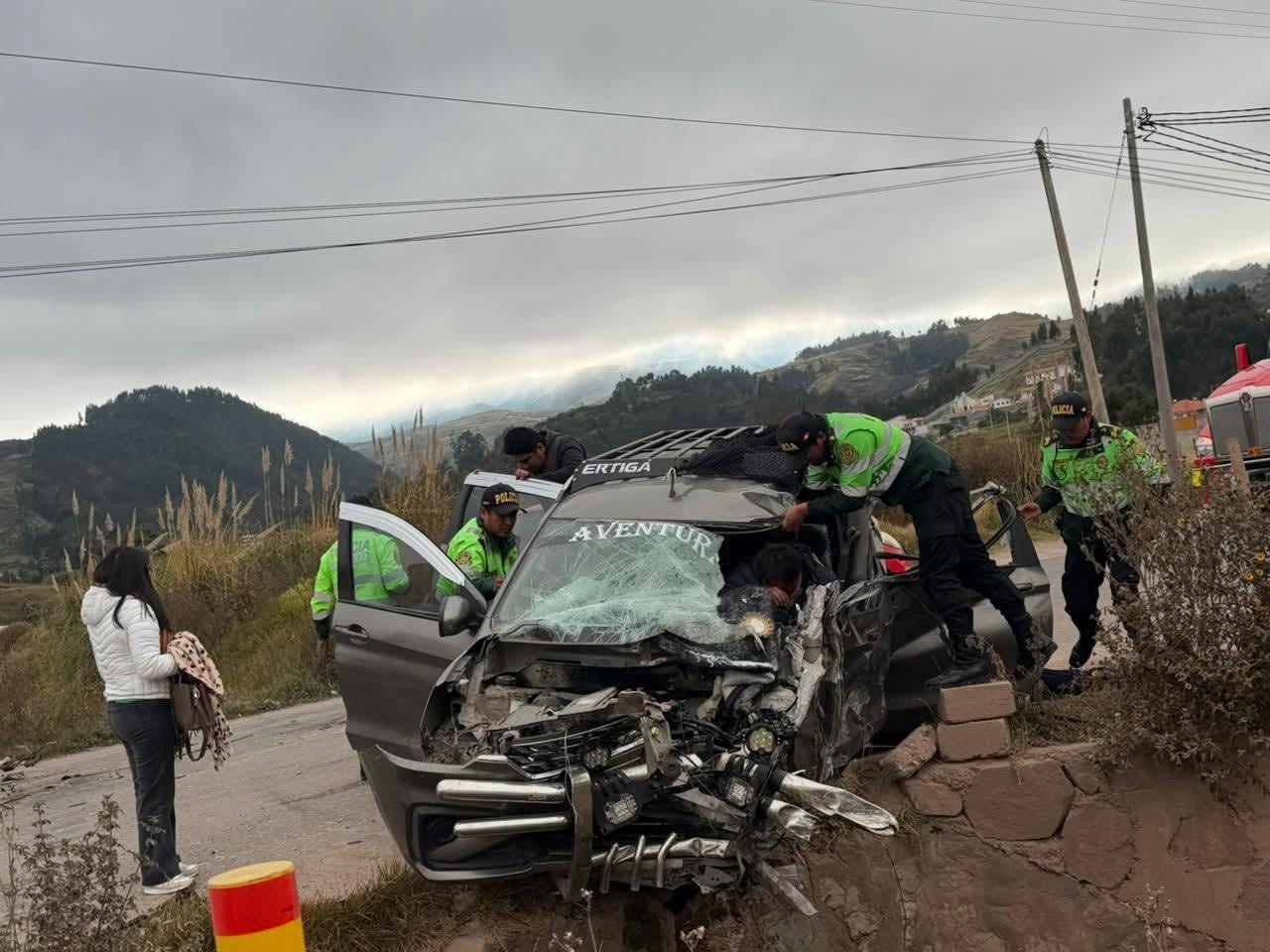 NOTICIAS CUSCO 14/06/2026: GRAVE ACCIDENTE salida al norte del Cusco, deja al menos un fallecido NOTICIAS CUSCO 14/06/2026: GRAVE ACCIDENTE salida al norte del Cusco, deja al menos un fallecido