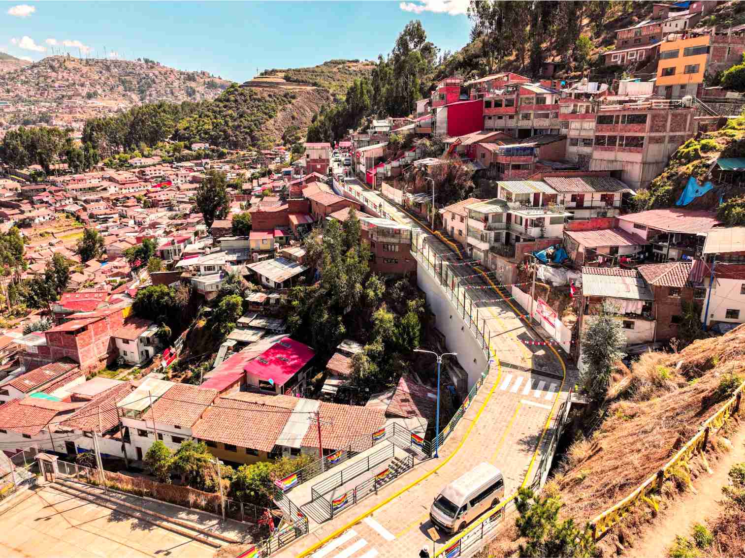 NOTICIAS CUSCO 14/07/2026: Entregan obra anhelada. Tococachi- San Blas ya cuenta con moderno acceso vehicular y peatonal, municipalidad del Cusco pone fin a 70 años de abandono… NOTICIAS CUSCO 14/07/2026: Entregan obra anhelada. Tococachi- San Blas ya cuenta con moderno acceso vehicular y peatonal, municipalidad del Cusco pone fin a 70 años de abandono…